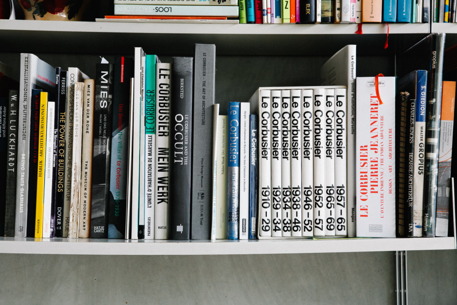 Freunde von Freunden — Arno Brandlhuber — Architect, Apartment & Office, Mitte, Berlin — https://www.freundevonfreunden.com/de/interviews/arno-brandlhuber/