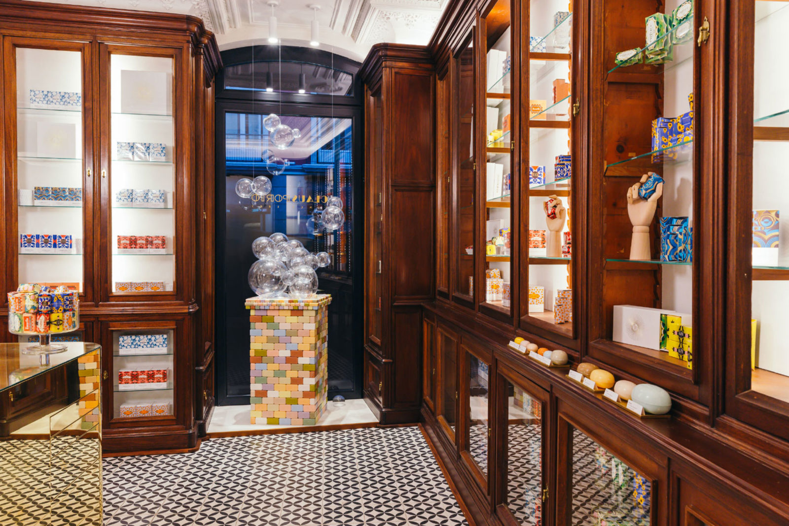 Claus Porto Window Display, Fall 2016.